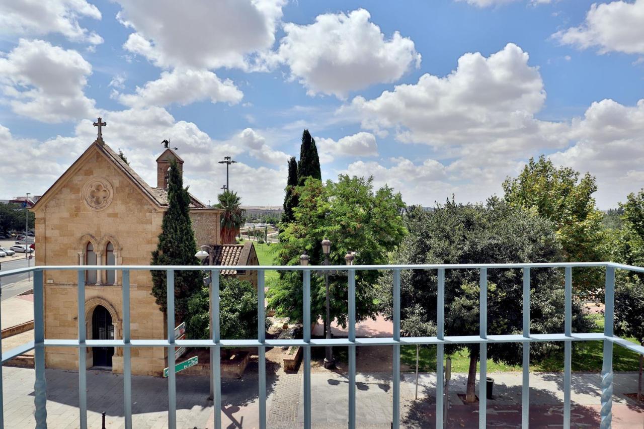 Duplex Con Vistas A La Catedral Y El Rio, Parking Free Apartment กอร์โดบา ภายนอก รูปภาพ