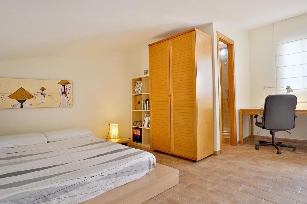 Duplex Con Vistas A La Catedral Y El Rio, Parking Free Apartment กอร์โดบา ภายนอก รูปภาพ