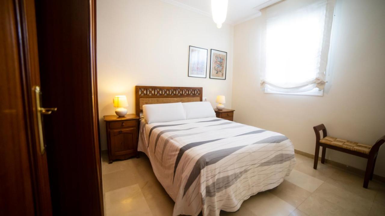 Duplex Con Vistas A La Catedral Y El Rio, Parking Free Apartment กอร์โดบา ภายนอก รูปภาพ